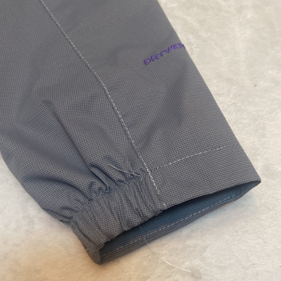 THE NORTH FACE RESOLVE PLUS Women Size S Zip Front Hooded Jacket - Picture 7 of 12